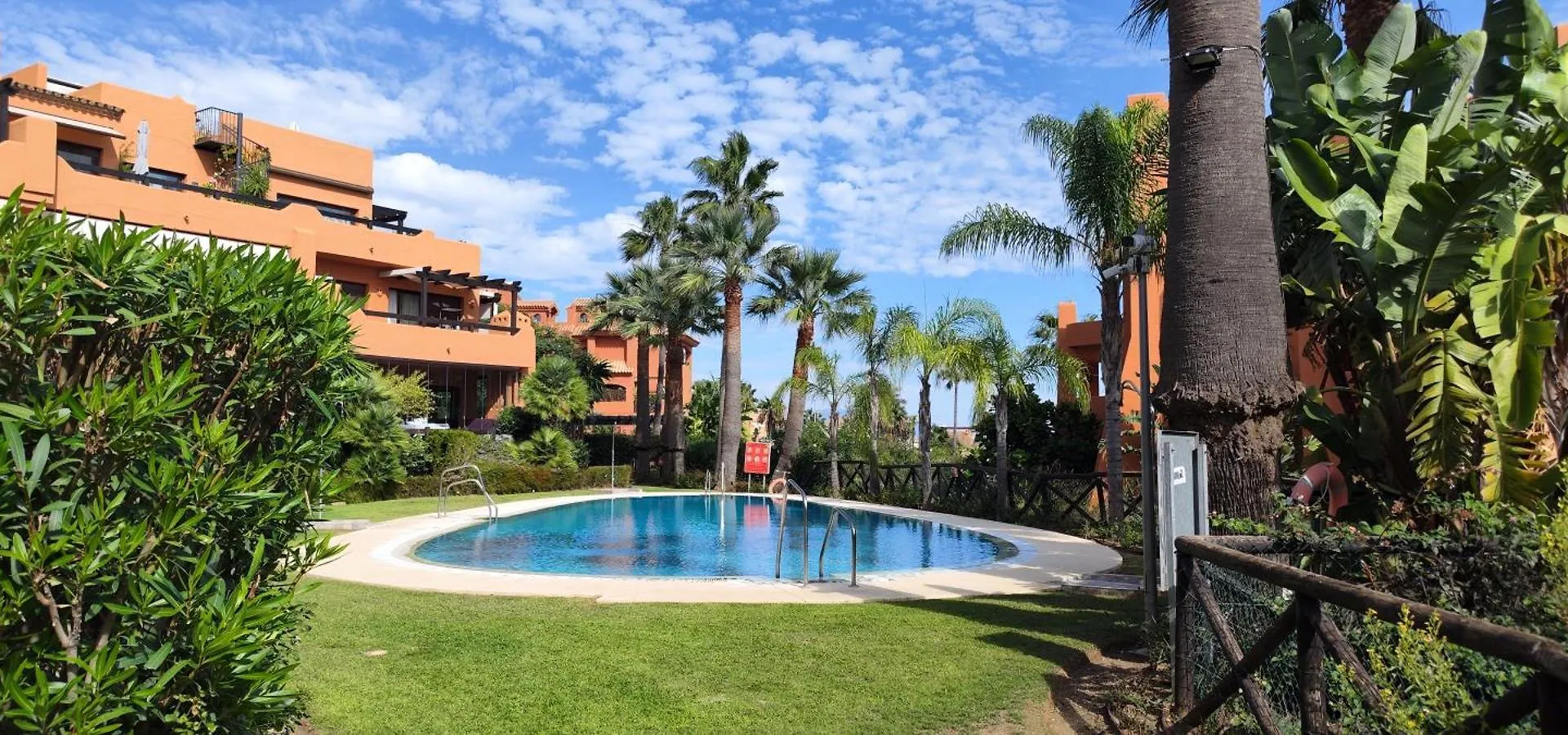 Jardines De Nueva Galera Apartment Estepona